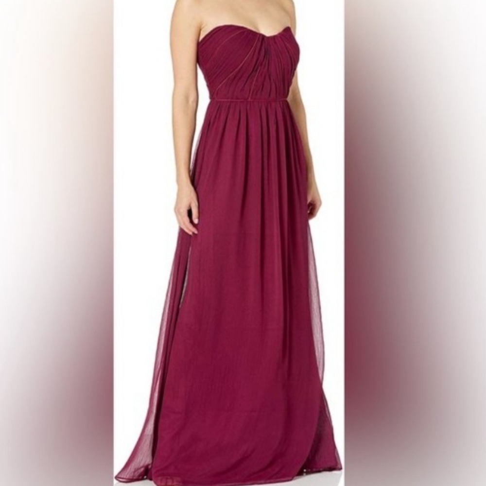 NWOT Bridesmaid Prom plum /  Burgundy Chiffon Strapless sweetheart Dress L